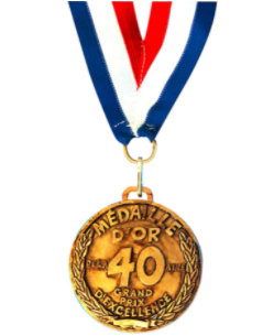 ميدالية ذهبية 40 سنة 60